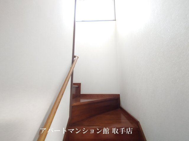 羽根野すえ邸２の内装