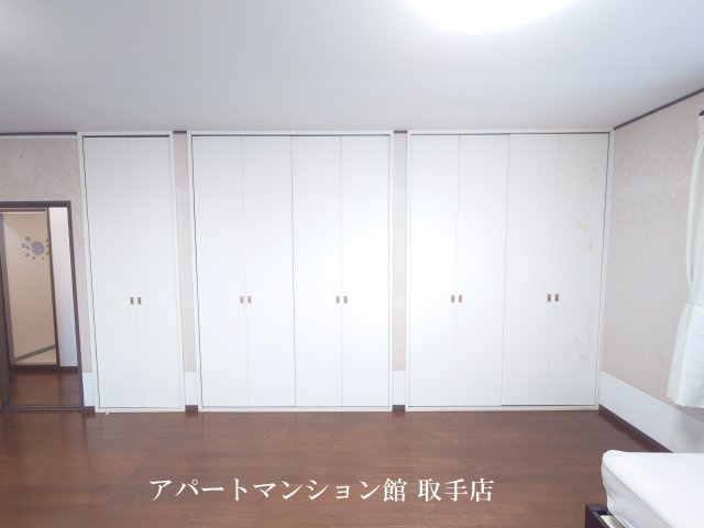 羽根野すえ邸２の収納