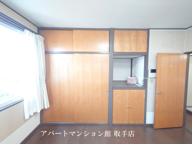 羽根野すえ邸２の内装