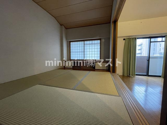 マジョール松崎町の和室