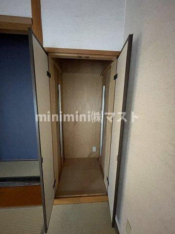 大阪市阿倍野区松崎町３丁目の賃貸マンションの収納