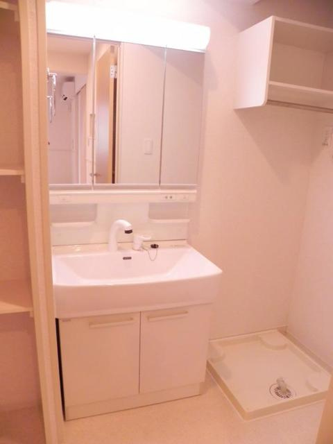 フレグランスの独立洗面台