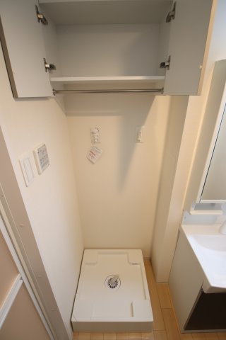 【設備】 | ルキアスF | 室内洗濯機置場