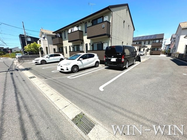 リシュドール Bの駐車場