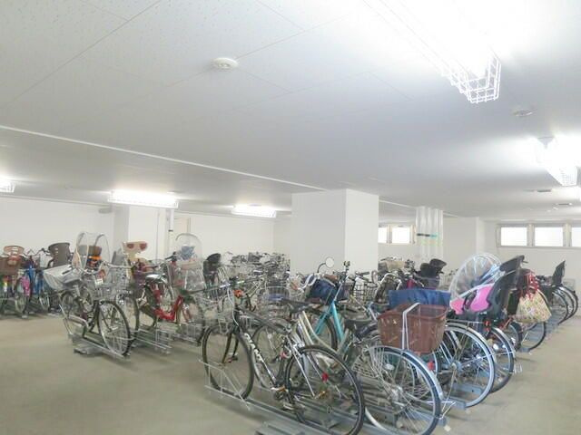京急蒲田駅近マンションのその他共用部分|駐輪場