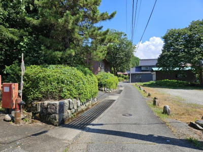 【前面道路含む現地写真】 | 岩美郡岩美町白地土地