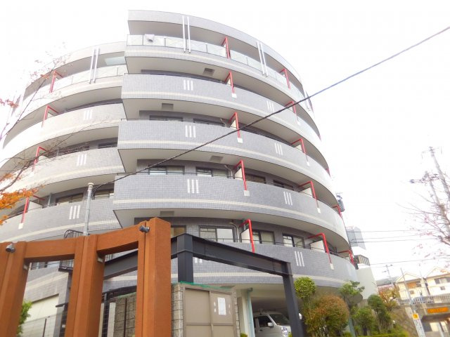 アップルハイツ南芥川の外観