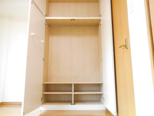 アップルハイツ南芥川の収納