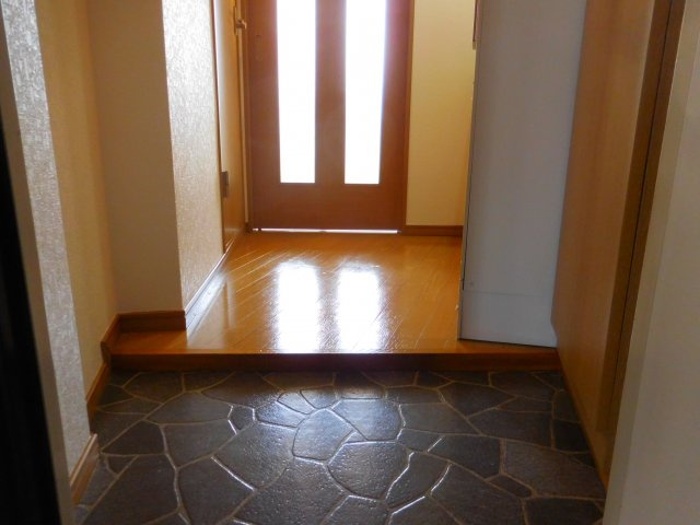 アップルハイツ南芥川の玄関