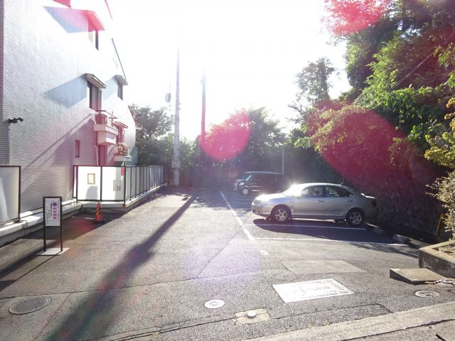 最上階メゾネットタイプ■ＬＤＫ２７帖の広々間取り■オール電化３ＬＤＫ住戸■グランフォルム清水別邸の駐車場|駐車場