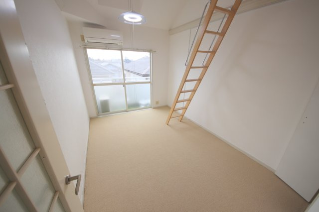 法蓮町第3マンションの居間・リビング