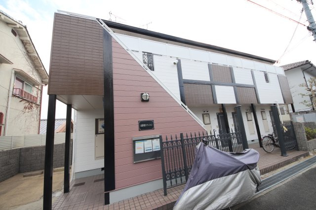 法蓮町第3マンションのエントランス