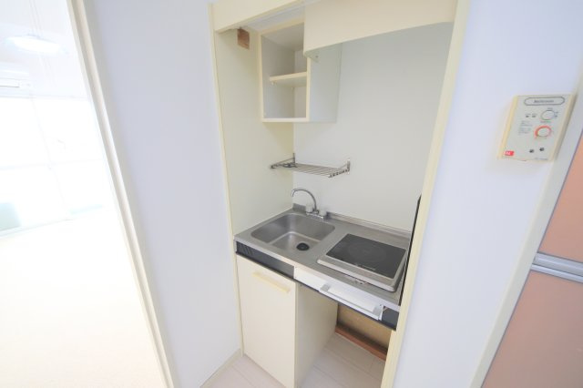 法蓮町第3マンションのキッチン