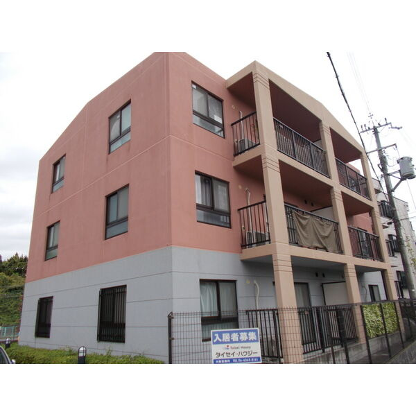 セピアコート平城山の外観