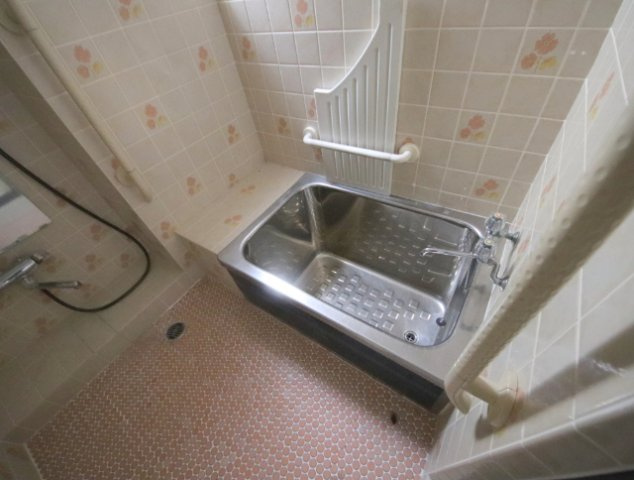 マンション廣岡の浴室