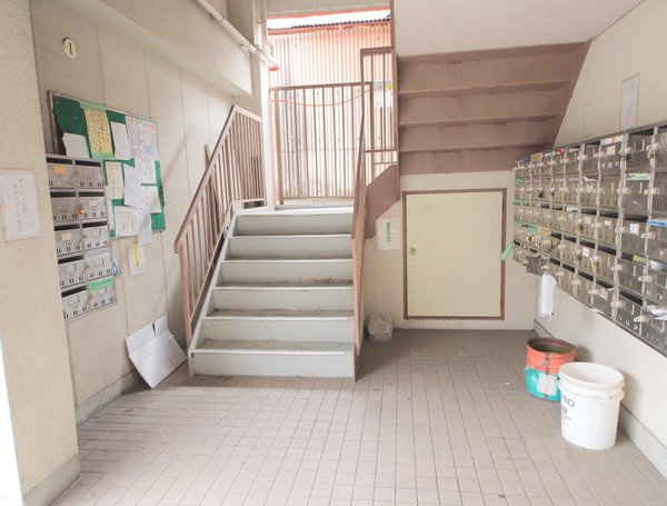 ジュネス神殿のエントランス