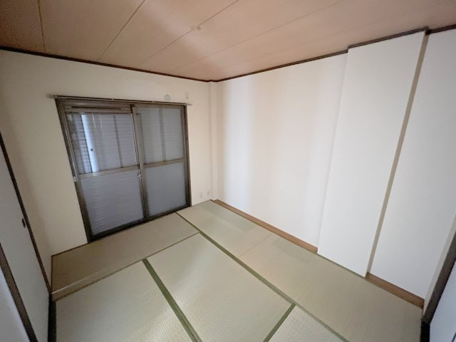 エクレール大安寺の和室