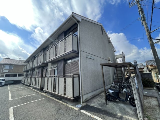 エクレール大安寺の外観