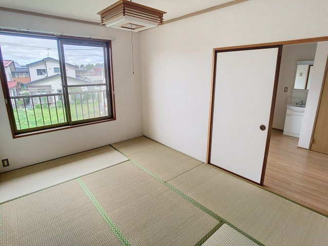 メモリーハイム2の和室|洋室にリフォームいたします。