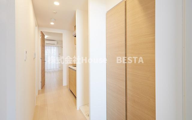 OTOWA神戸元町の玄関