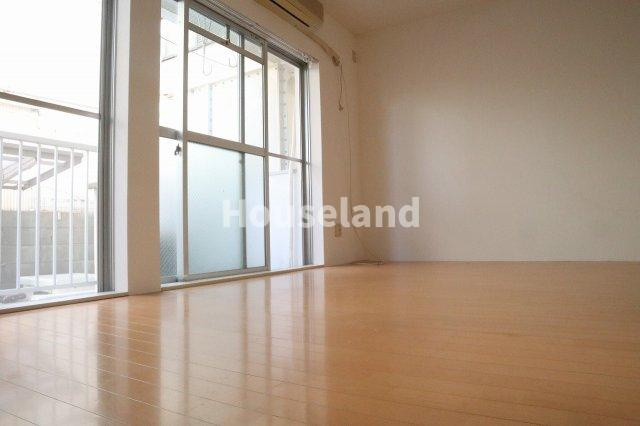 メゾン河合の洋室