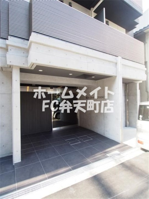 【エントランス】 | アール大阪グランデ | 清潔なエントランスです