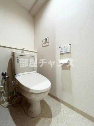 名古屋市中区千代田４丁目の賃貸マンションのトイレ