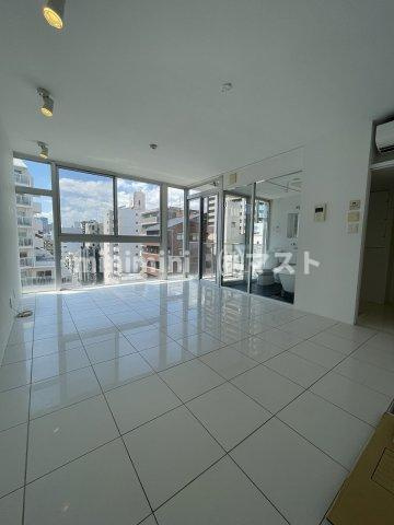 アクアプレイス大阪レジェンドⅡの居間・リビング