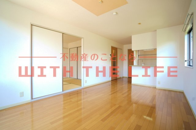 メジンK【キャッシュバック対象物件】の居間・リビング|使いやすいリビングです