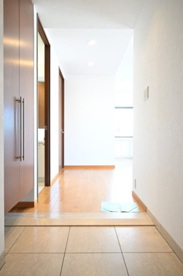 【玄関】 | サンウッド目白台