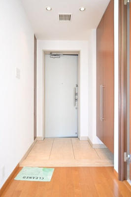 【玄関】 | サンウッド目白台