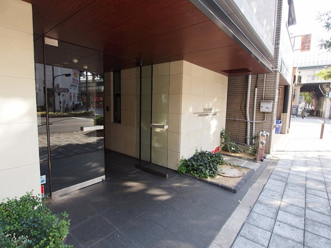 【エントランス】エスリード福島駅前