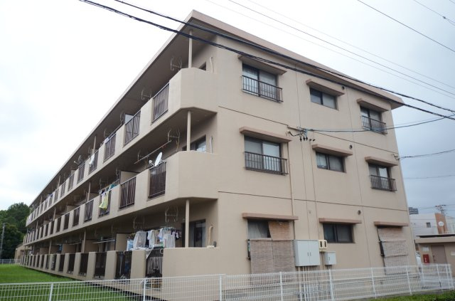 スカイハイツ秋葉の外観