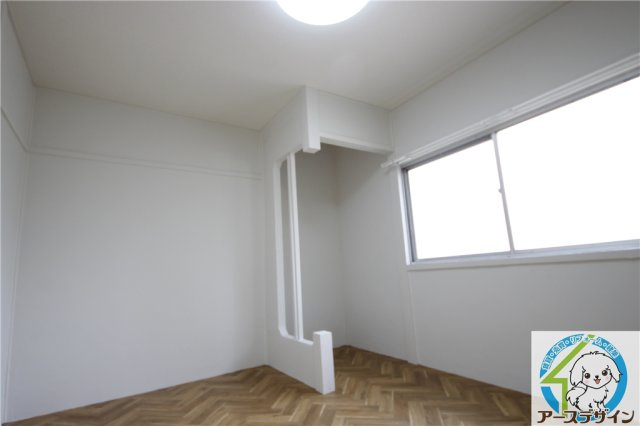 朝霧南町4丁目貸家の寝室