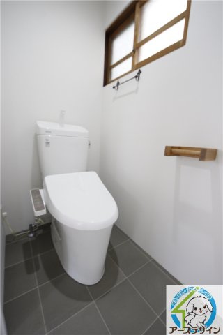 朝霧南町4丁目貸家のトイレ