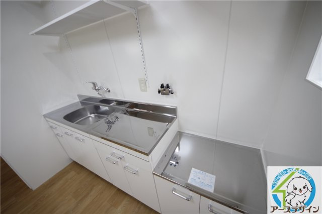 朝霧南町4丁目貸家のキッチン