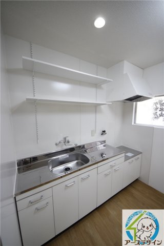 朝霧南町4丁目貸家のキッチン