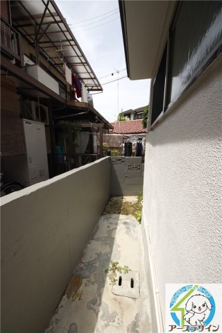 朝霧南町4丁目貸家のバルコニー