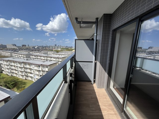 ★南西向きの陽当たり良好なバルコニー★