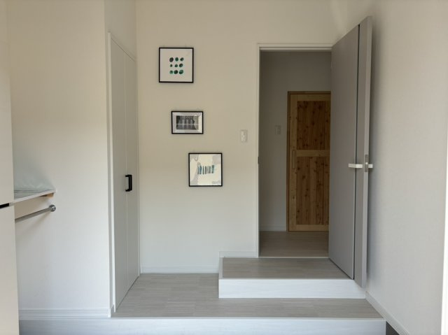 北見市中央三輪３丁目戸建の玄関