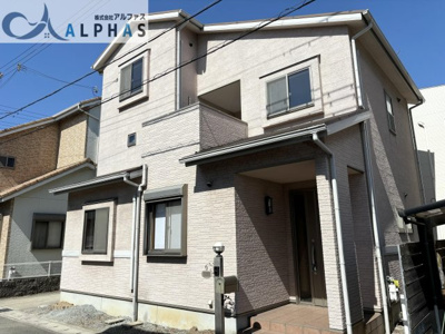 【外観】 | 姫路市飾磨区細江　一戸建て | 令和6年8月リフォーム済！！エネファーム、床暖房搭載の家♪閑静な住宅街の陽当たり通風良好の家♪