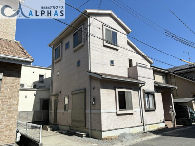 【外観】 | 姫路市飾磨区細江　一戸建て | 大きな２つの蔵（納戸）のある家♪駐車スペース2台分（車種による）！！