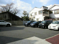 地行場駐車場の画像