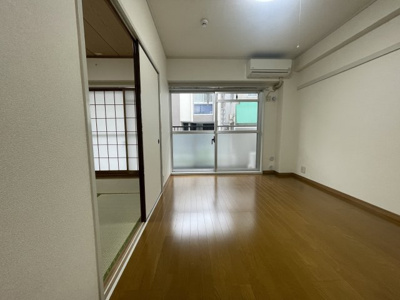 【洋室】 | 信栄ハイム