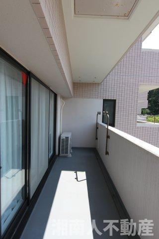 藤和ガーデンハウス葉山のバルコニー