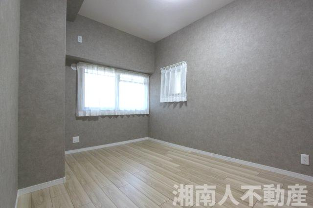 藤和ガーデンハウス葉山の洋室