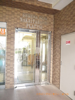 【エントランス】