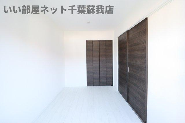 ミリアビタ大森台Ⅱ の寝室|落ち着いた色調の寝室です