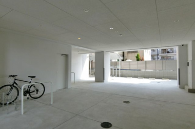 【駐車場】 | ラルーチェ泉 | ★駐輪場