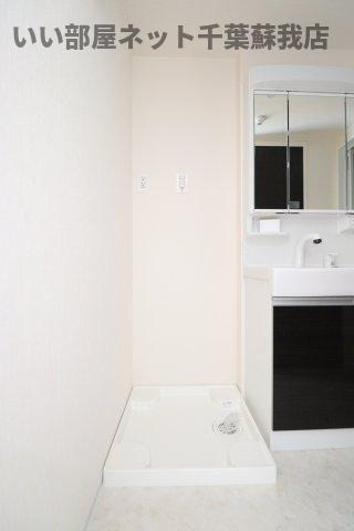 ニューコスモの洗面所|室内洗濯機置き場